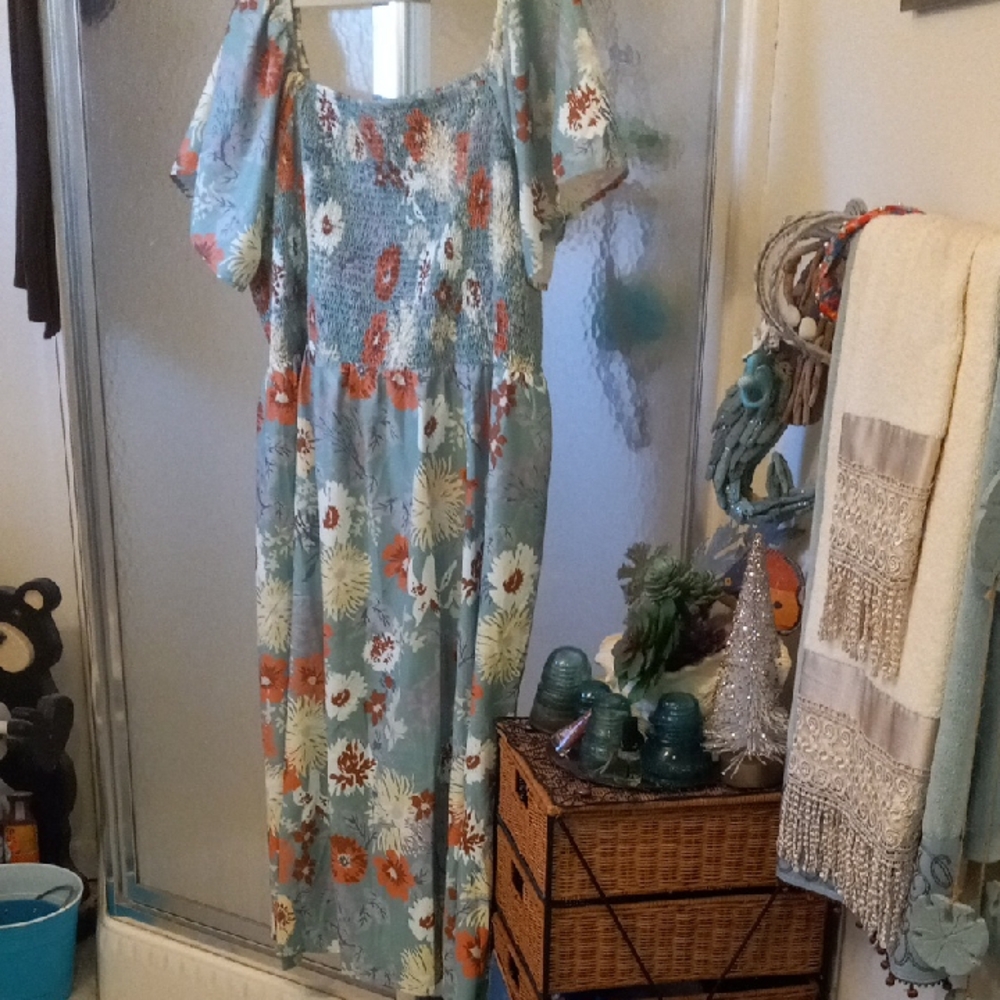 BloomChic Multicolor Smocked Dress